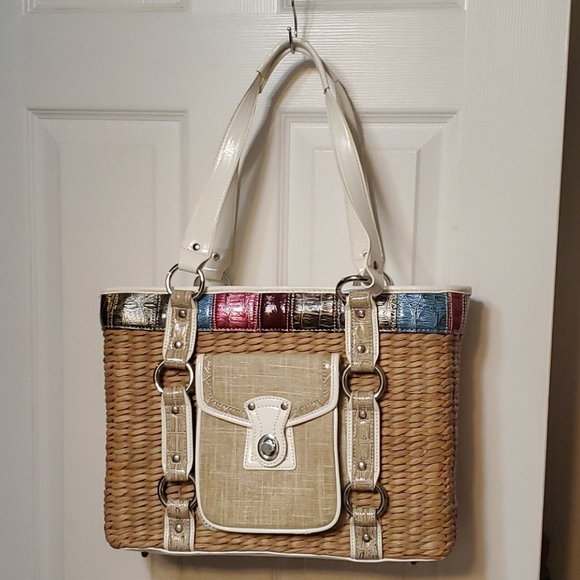 Straw  Handbag - Picture 2 of 16